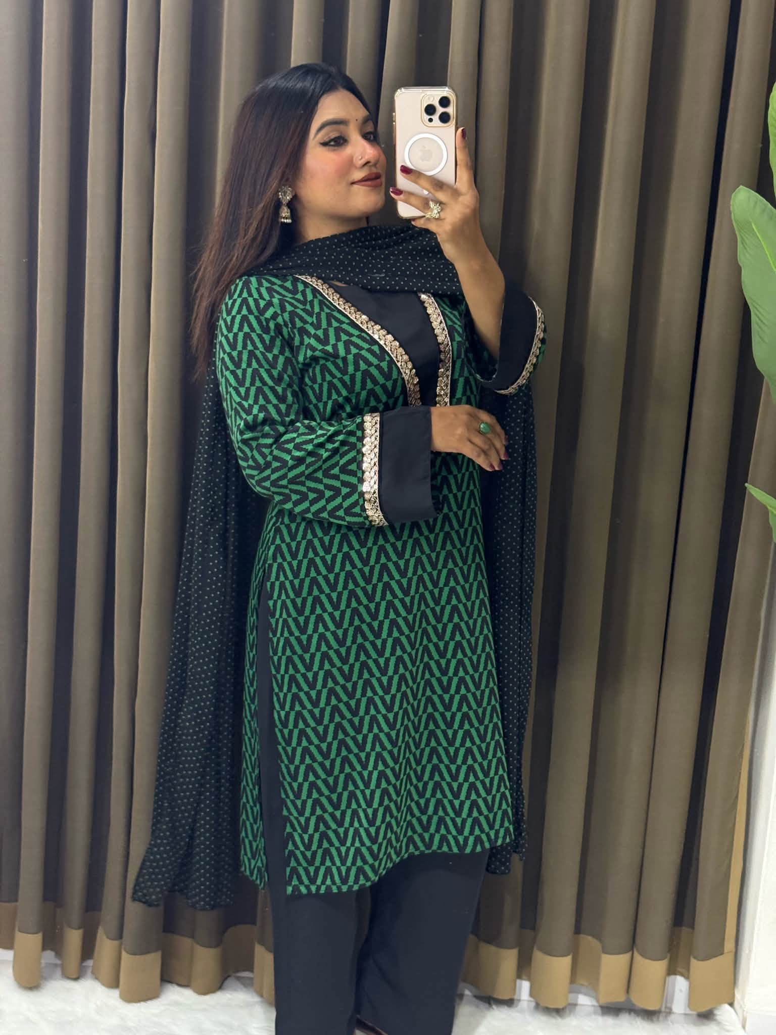 কল্পতরু 💚🖤 photo 3